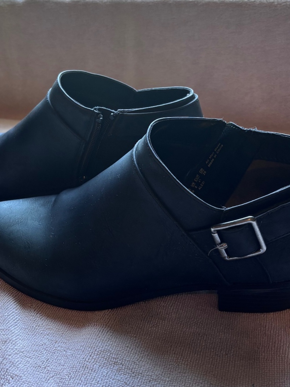 LifeStride Velocity Black Ankle Booties Buckle Low Heel Size 10